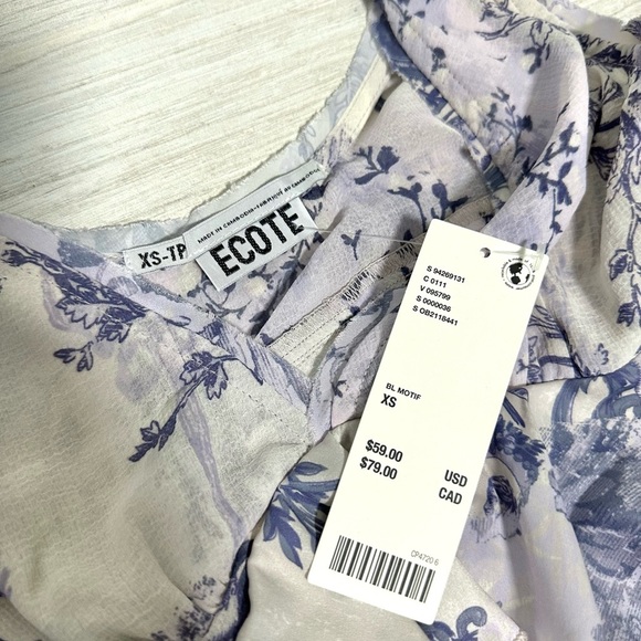 Ecote (Urban Outfitters) Asymmetrical Tank Top XS White with Blue Floral Print - Picture 3 of 5